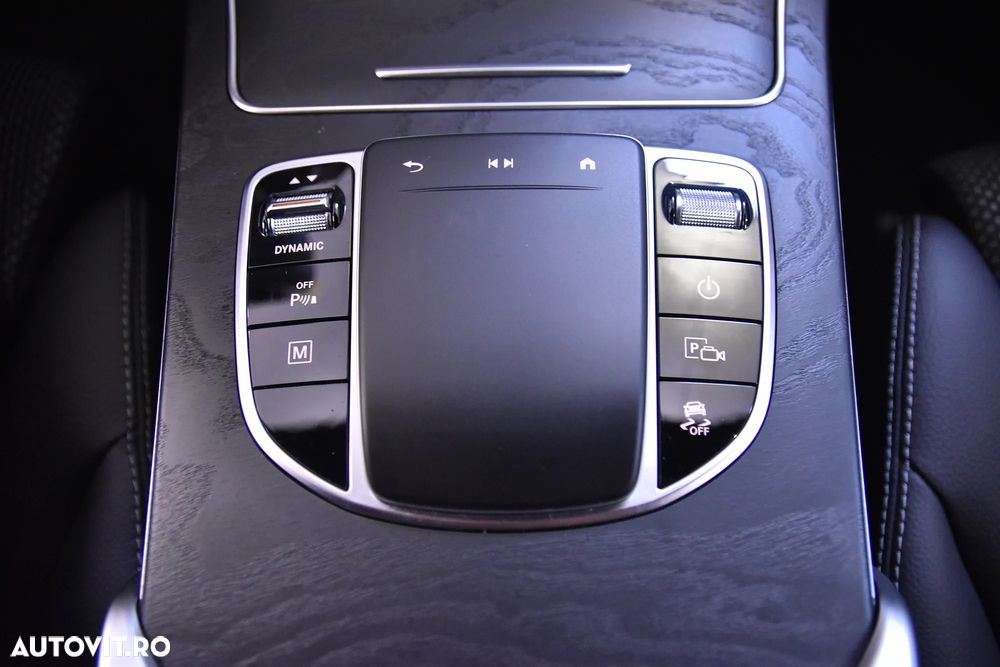 Mercedes-Benz GLC - 17