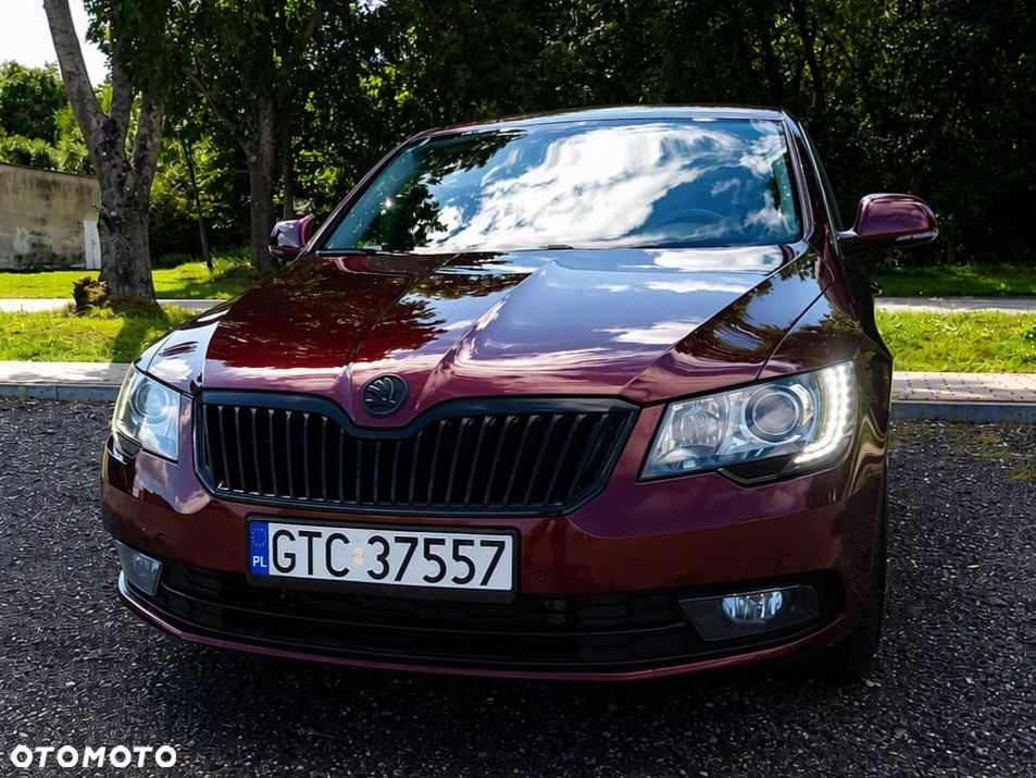 Skoda Superb 2.0 TDI Active - 4