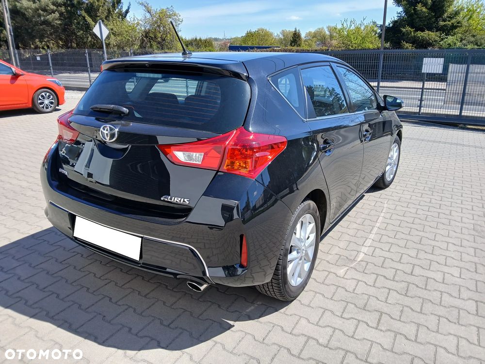 Toyota Auris 1.6 Valvematic Edition - 17