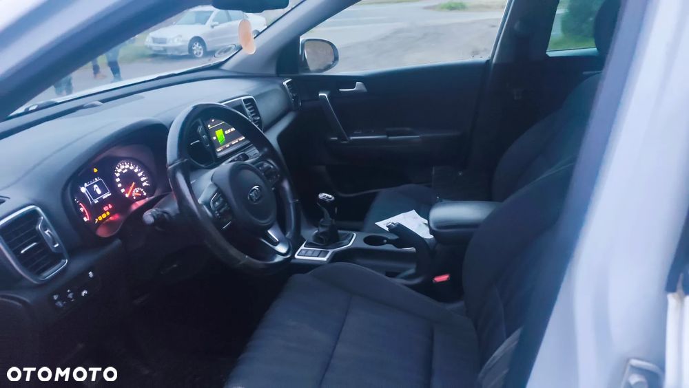 Kia Sportage 1.6 GDI 2WD ISG Attract - 14