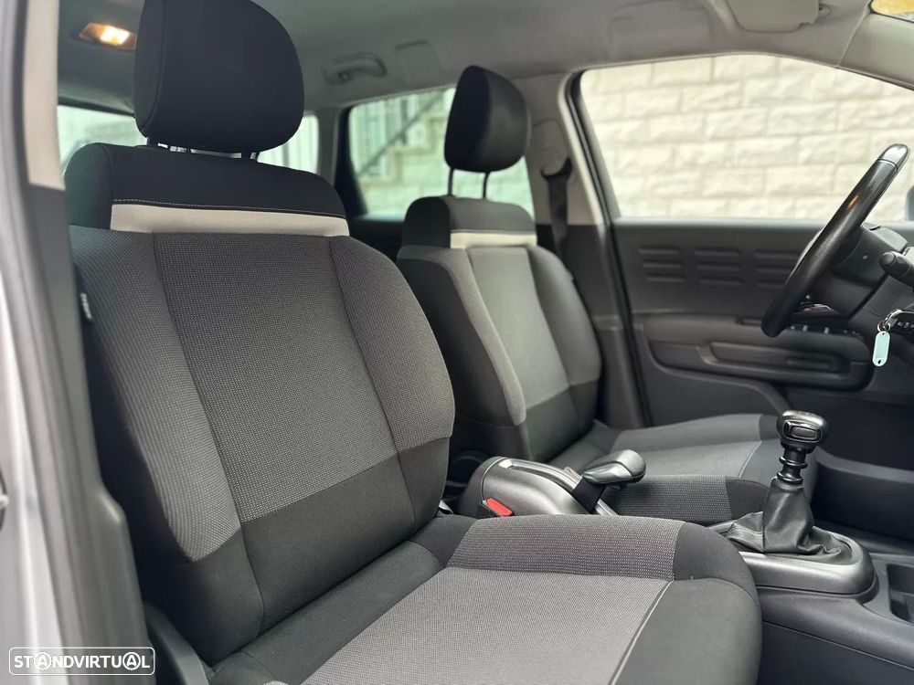 Citroën C3 Aircross 1.2 PureTech Shine - 16