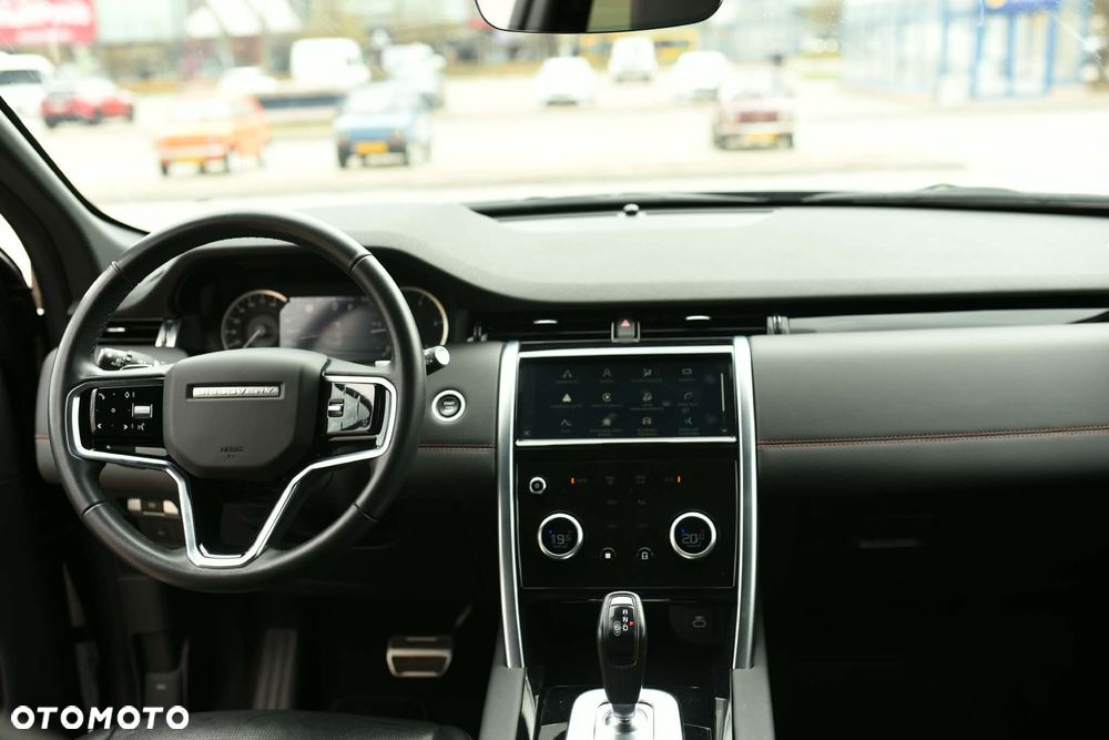 Land Rover Discovery Sport 2.0 D200 mHEV Dynamic SE - 17