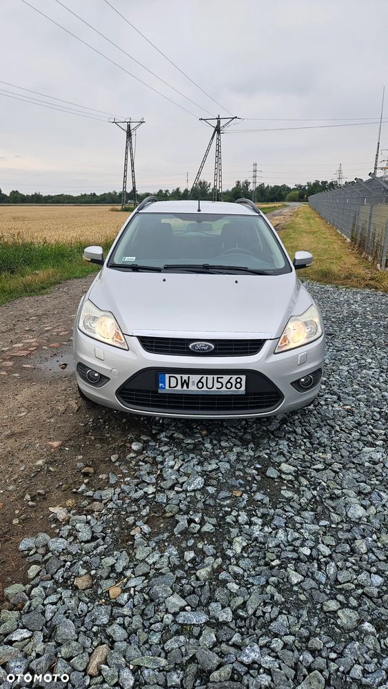 Ford Focus 1.6 16V Trend - 1