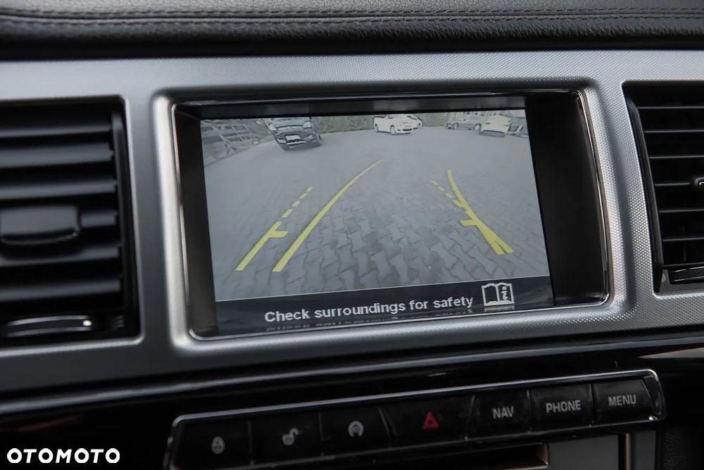 Jaguar XF 2.2 D Luxury - 23