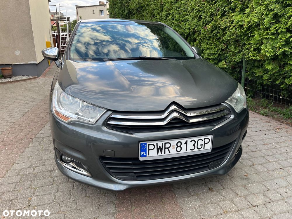 Citroën C4 e-HDi 115 Exclusive - 10