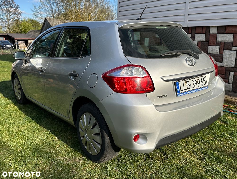 Toyota Auris 1.6 2010 - 4