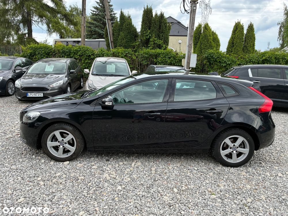 Volvo V40 D2 - 4