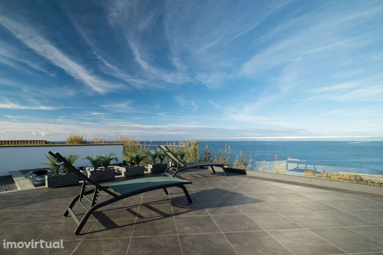 Refúgio de Luxo e Investimento de Alta Performance em São Miguel - Grande imagem: 3/36