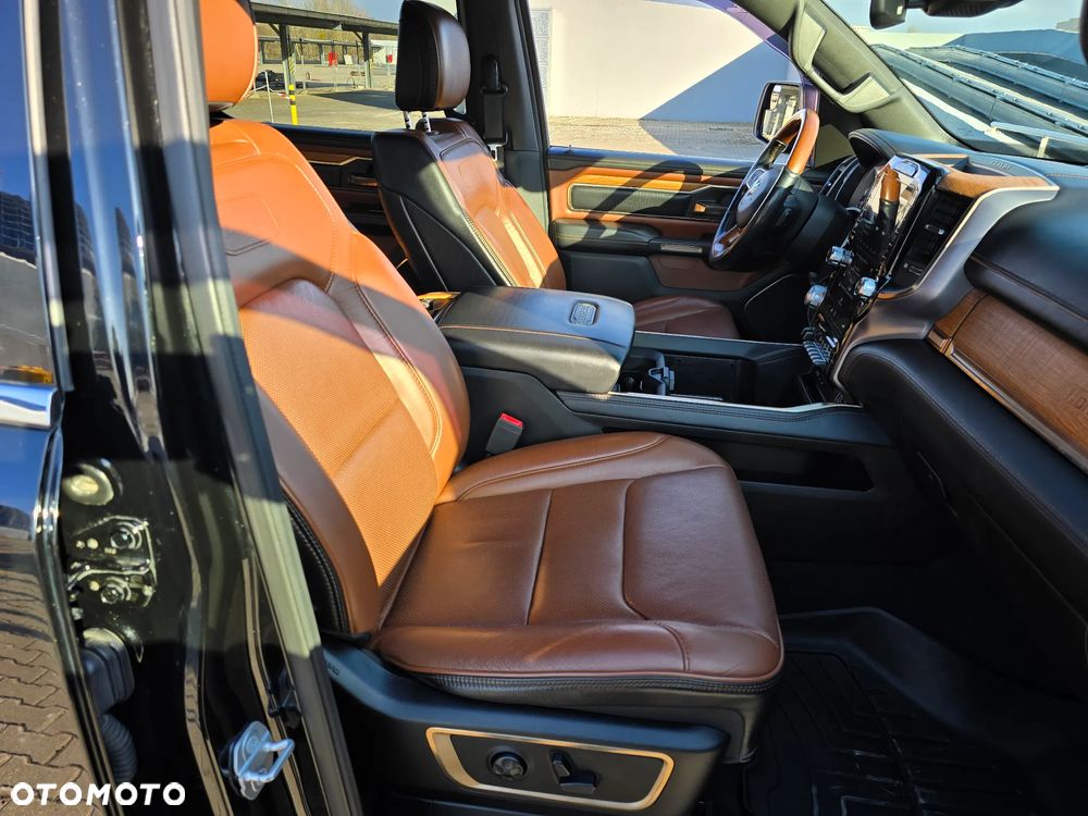 RAM 1500 5.7 Crew Cab Longhorn - 18