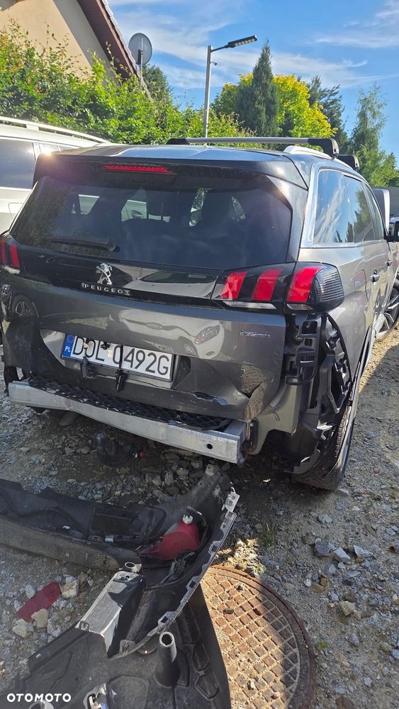 Peugeot 5008 1.6 THP Allure S&S EAT6 - 5