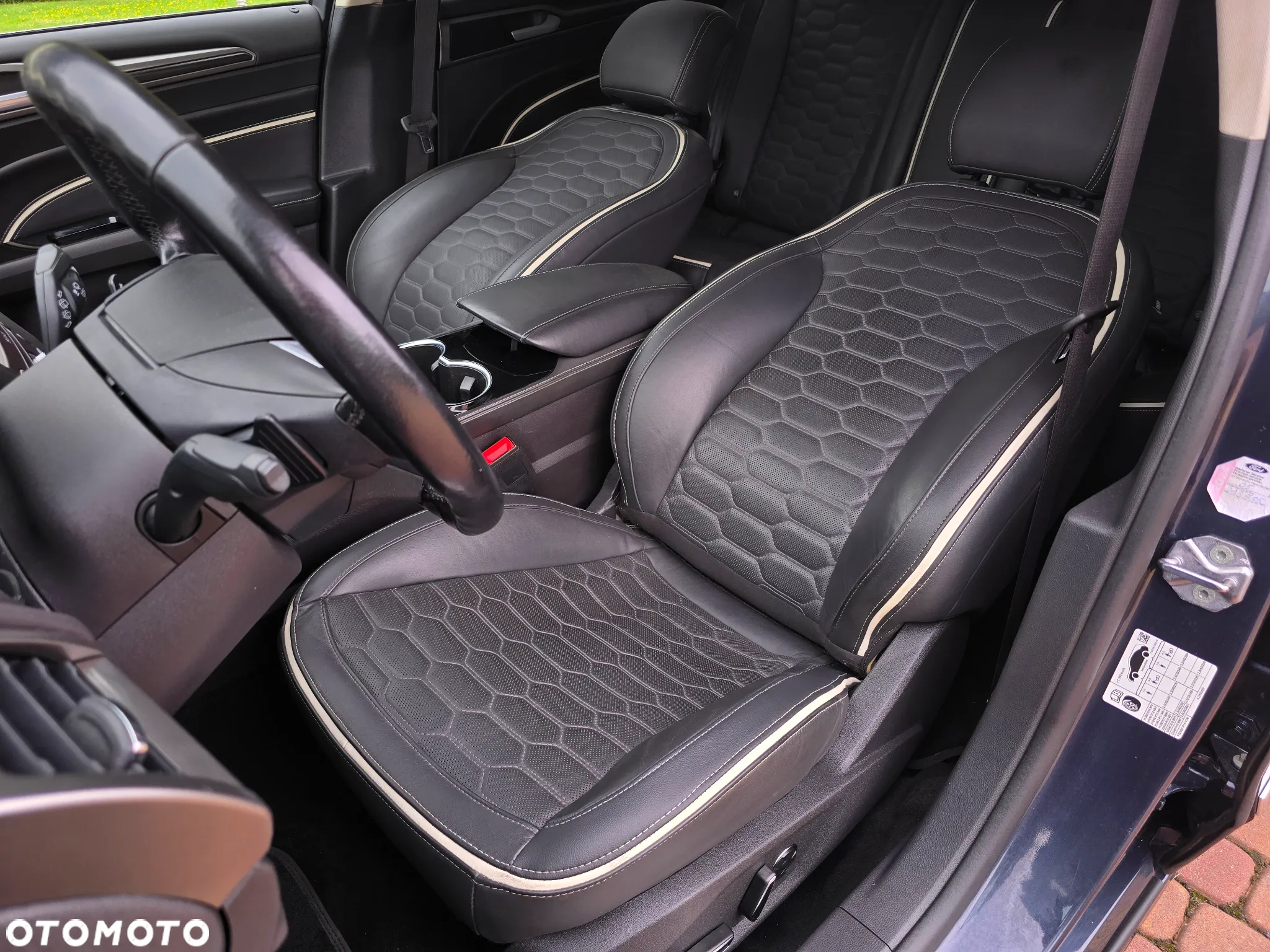 Ford Mondeo 2.0 EcoBlue Vignale AWD - 28