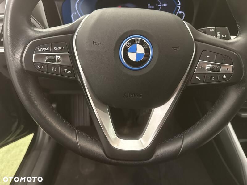 BMW Seria 3 - 13