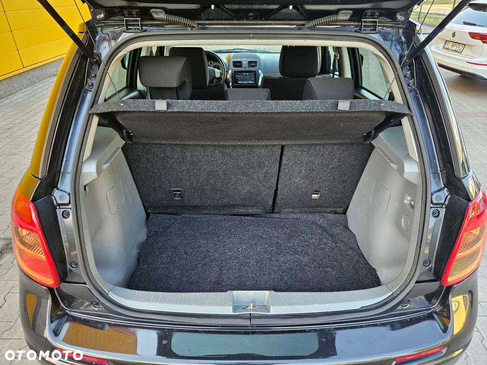 Suzuki SX4 1.6 VVT 4x4 Style - 13