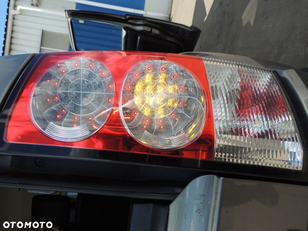 Lampa tył prawa Land Rover Discovery IV '11 - 1