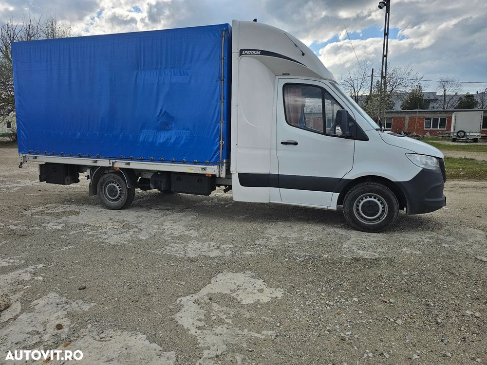 Mercedes-Benz Sprinter - 11