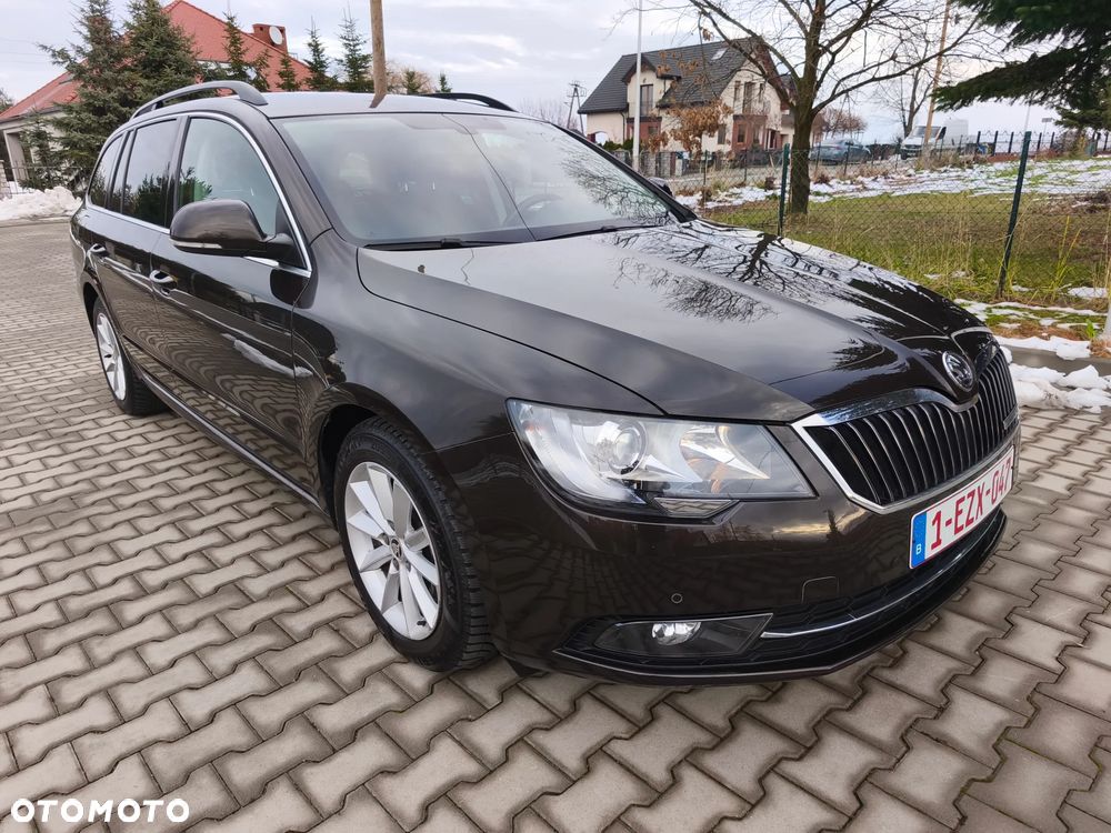 Skoda Superb 1.6 TDI GreenLine - 10