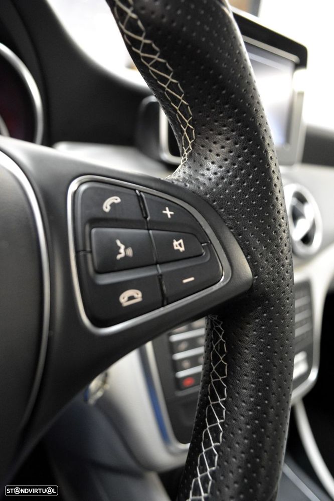 Mercedes-Benz CLA 200 CDI Urban - 26