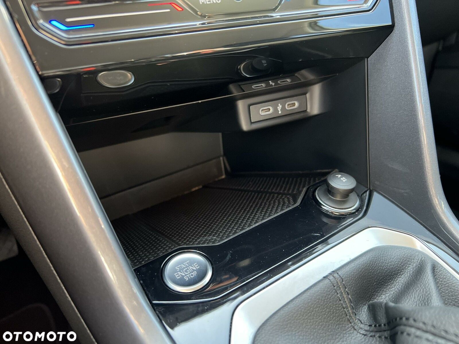 Volkswagen T-Roc 1.5 TSI Style DSG - 29