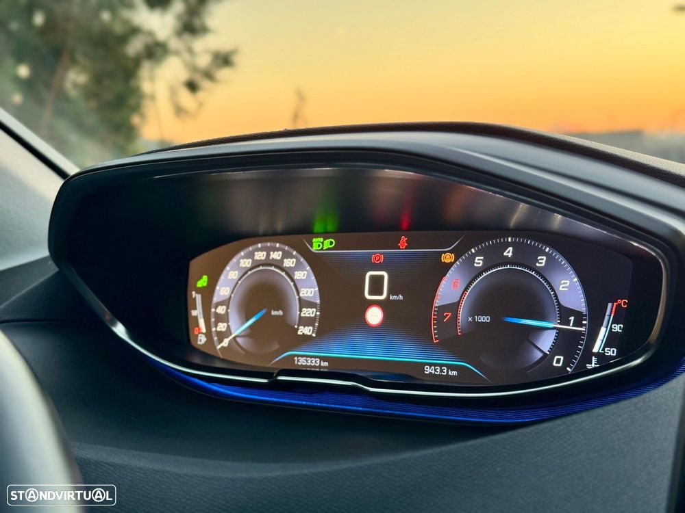 Peugeot 3008 1.2 PureTech Allure - 30