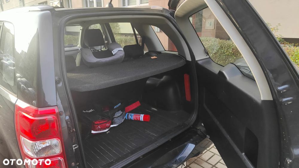 Suzuki Grand Vitara 1.9 DDiS Comfort - 4