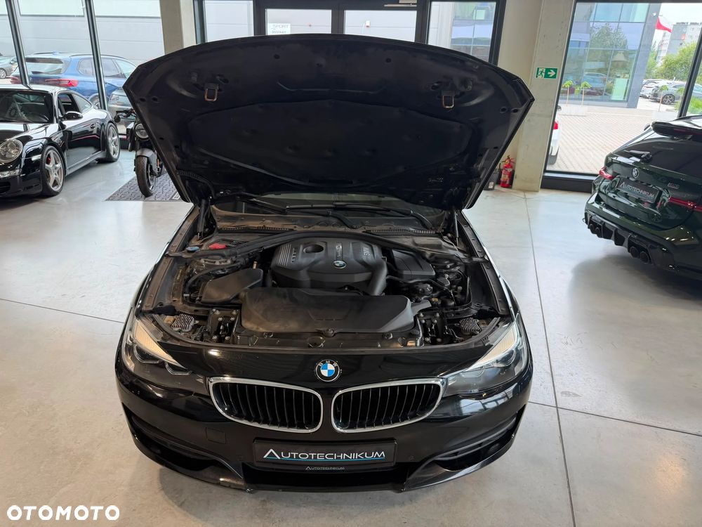 BMW Seria 3 320i GPF Luxury Line Purity sport - 27