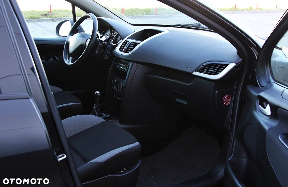 Peugeot 207 1.4 Trendy nICE - 26