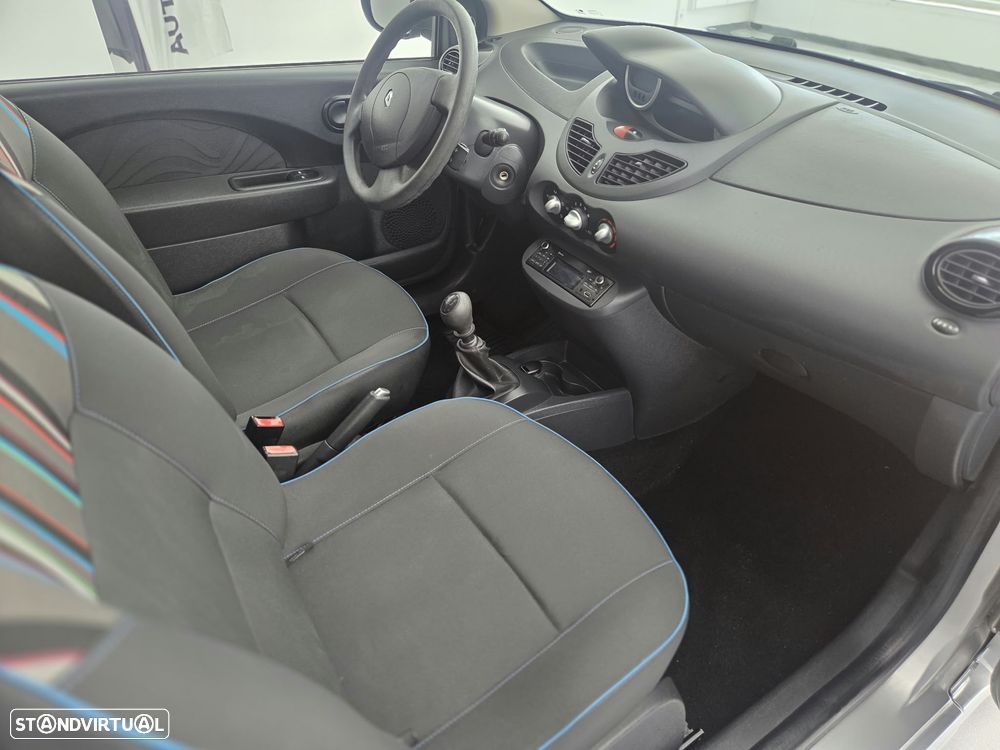 Renault Twingo 1.2 16V Dynamique - 9