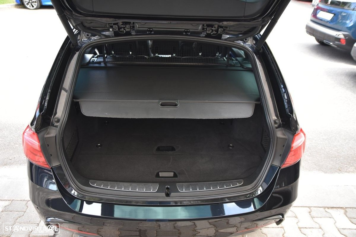 BMW 320 d Touring xDrive Pack M Auto - 23