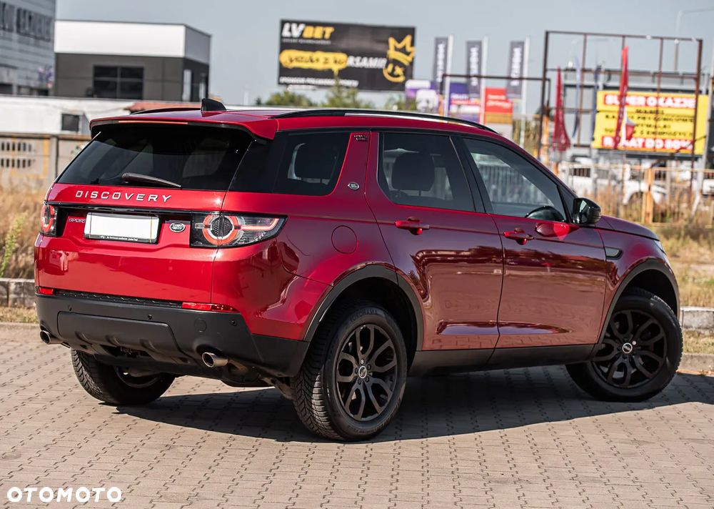 Land Rover Discovery Sport - 13