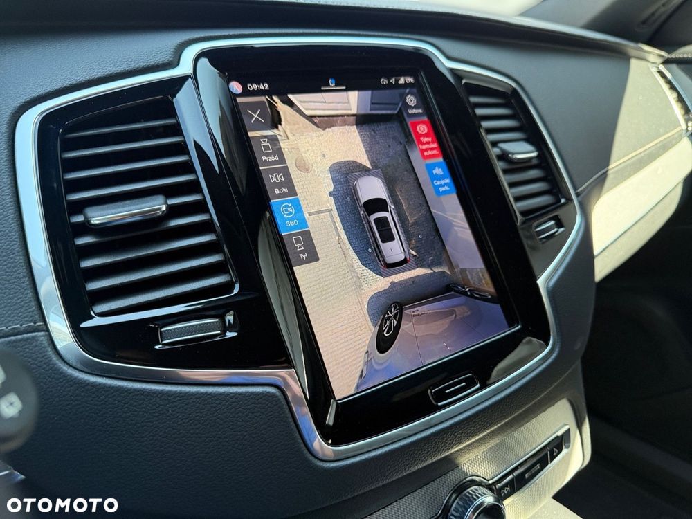Volvo XC 90 - 23