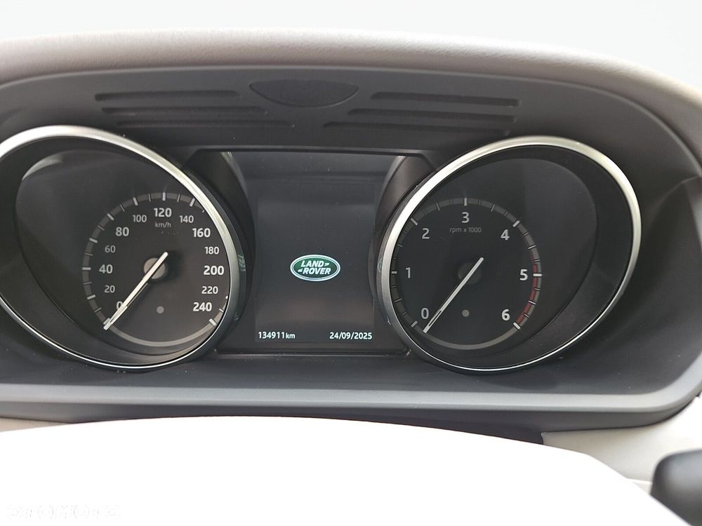 Land Rover Discovery - 24