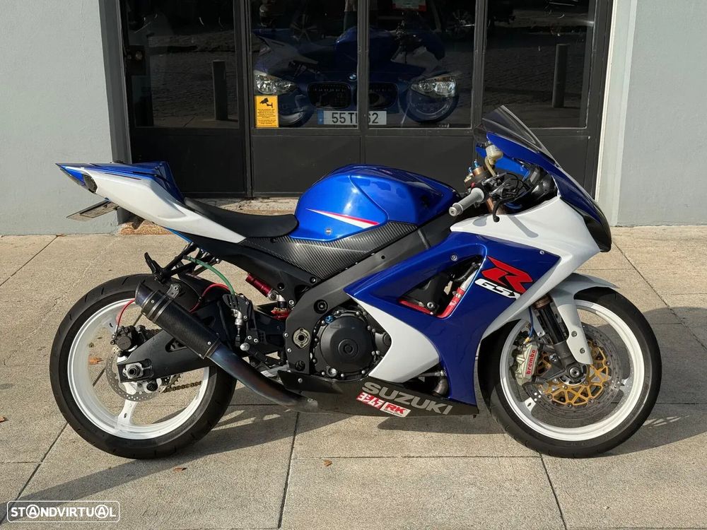 Suzuki GSX-R - 17
