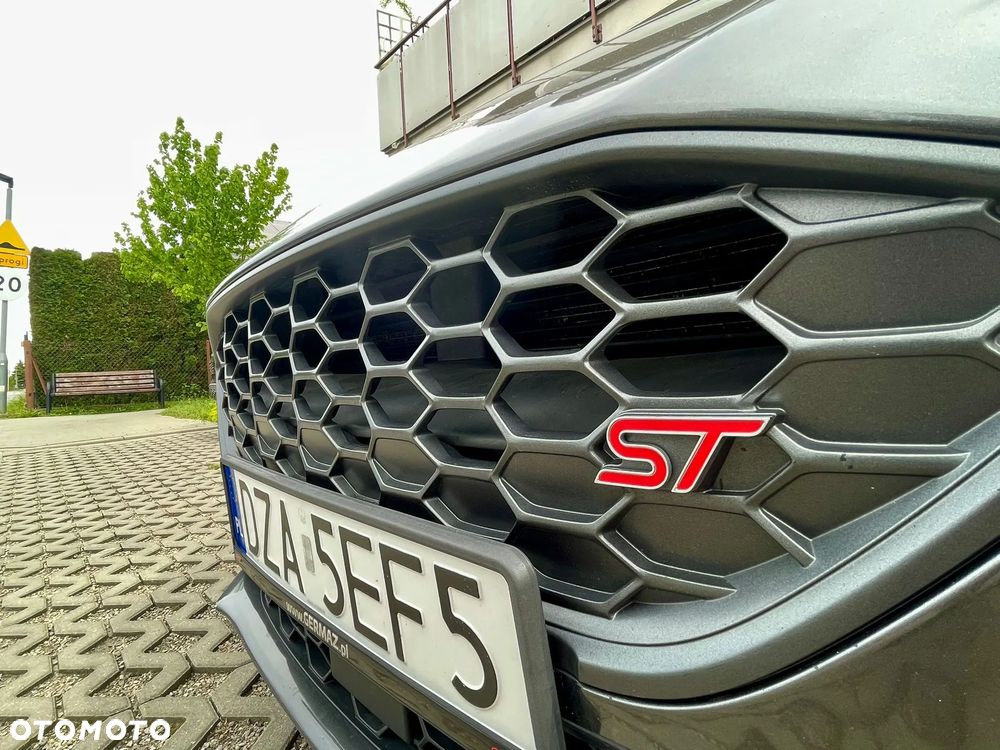 Ford Focus 2.3 EcoBoost S&S ST Edition - 9