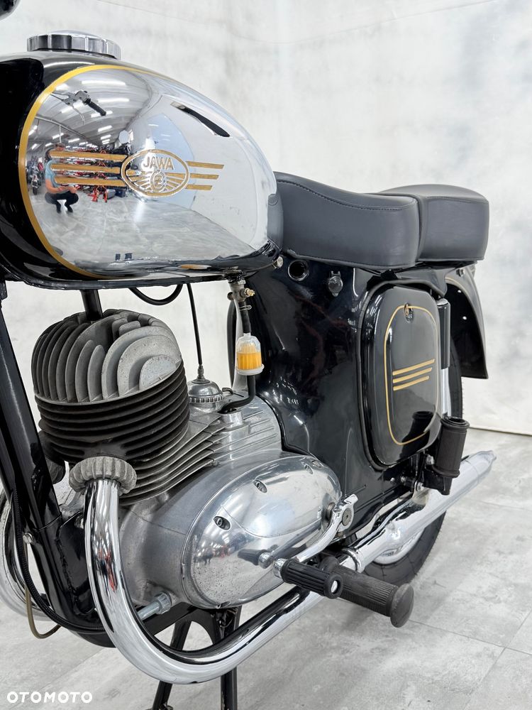 Jawa 175 typ 356 - 4