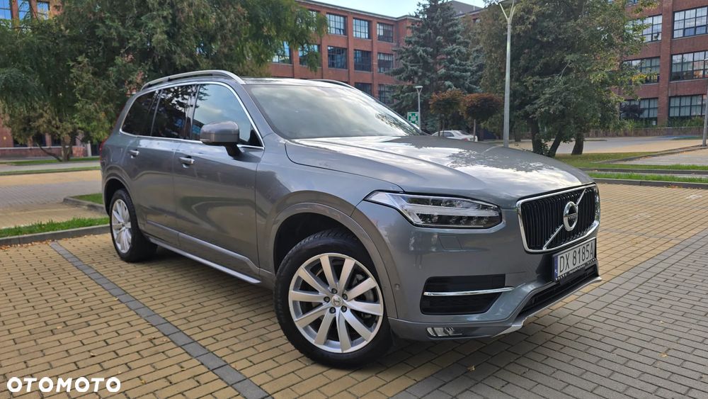 Volvo XC 90 - 1