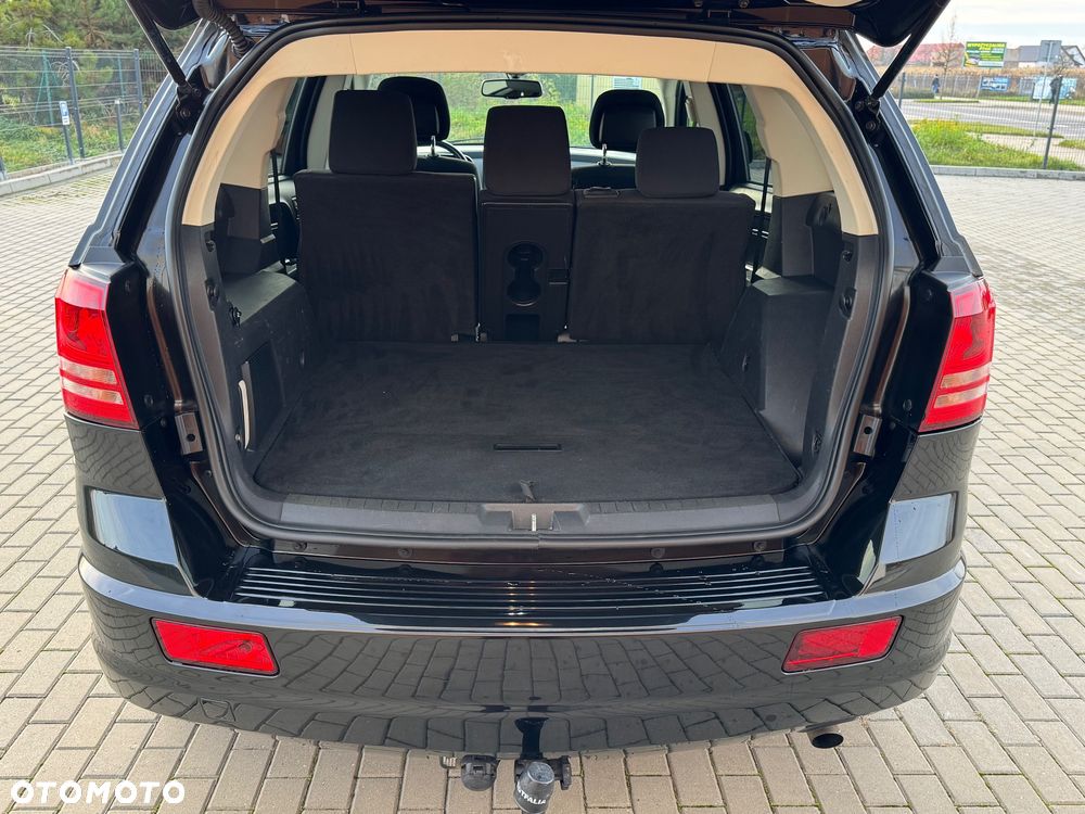 Dodge Journey 2.0 CRD SXT - 17