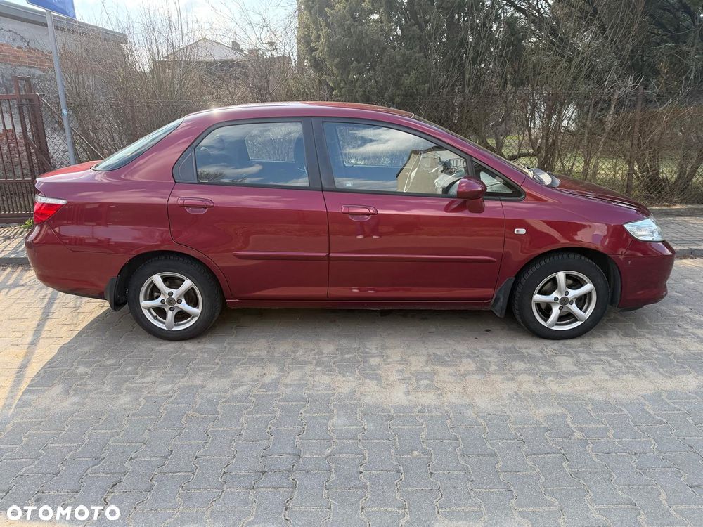 Honda City 1.4 Comfort - 8