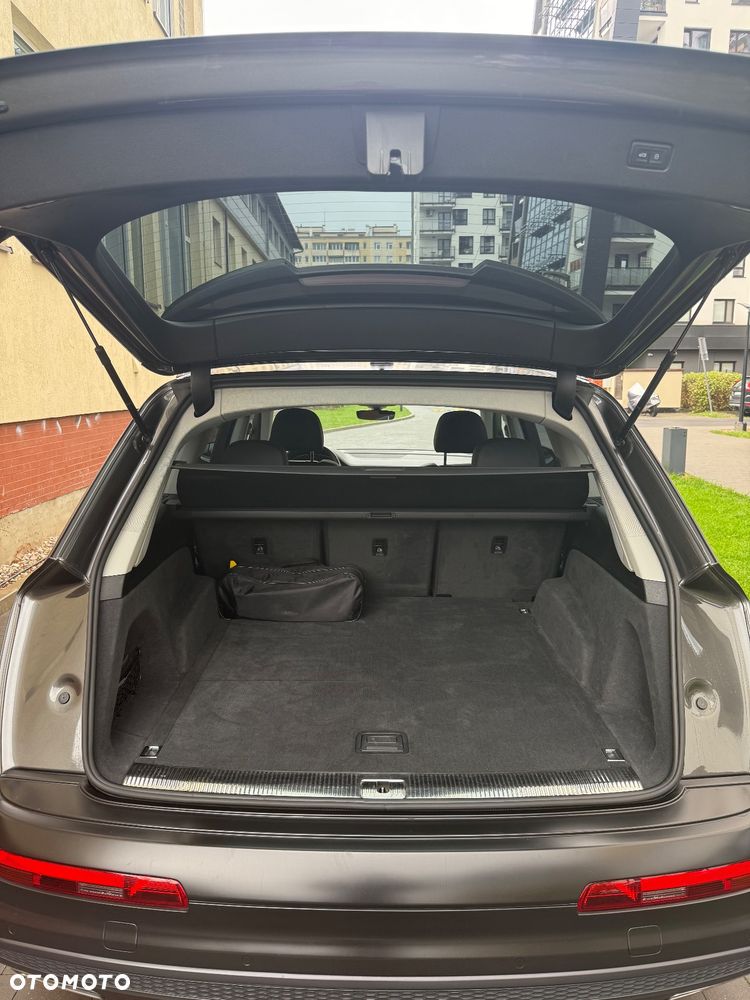 Audi Q7 3.0 TDI ultra Quattro Tiptronic - 13