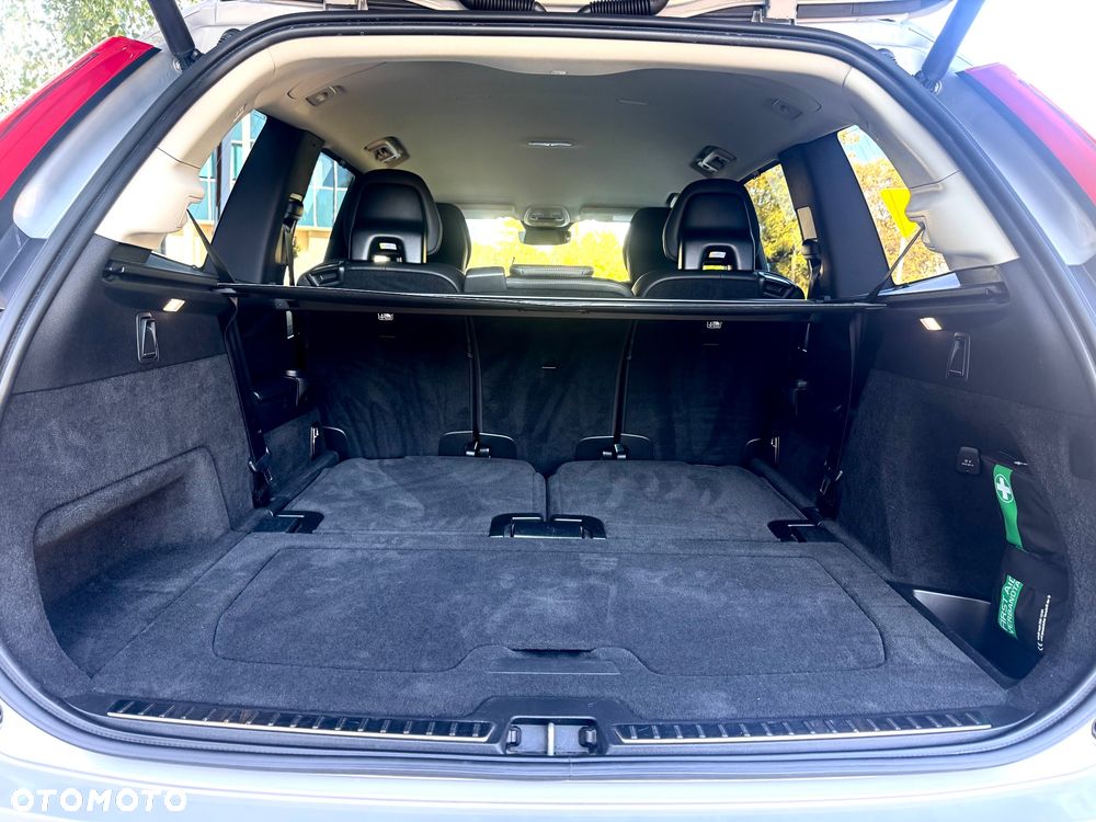 Volvo XC 90 B5 D AWD Inscription 7os - 17