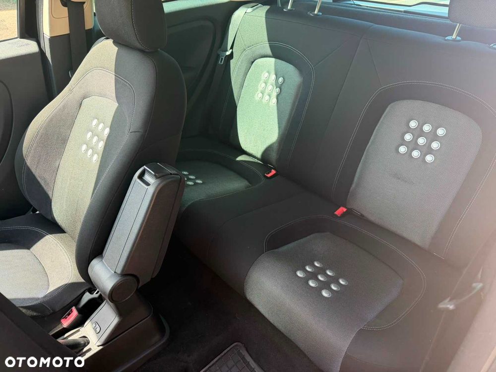 Fiat Grande Punto - 8