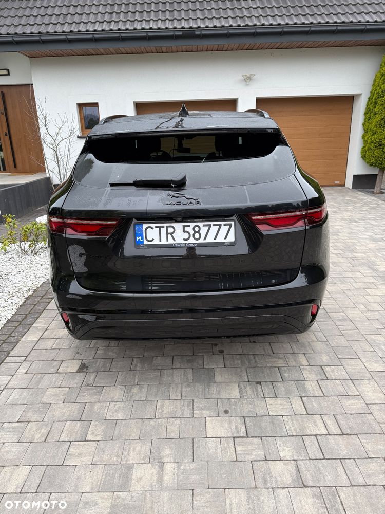 Jaguar F-Pace 2.0 P250 mHEV AWD R-Dynamic Black - 6