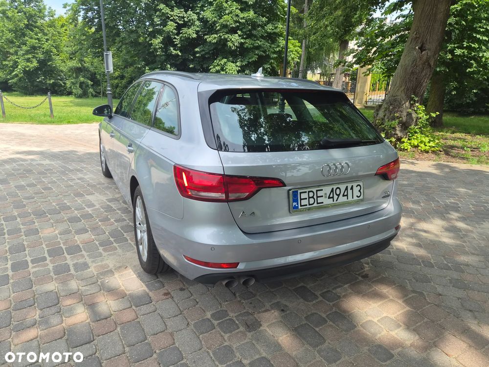 Audi A4 Avant 40 TDI Quattro Advanced S tronic - 11