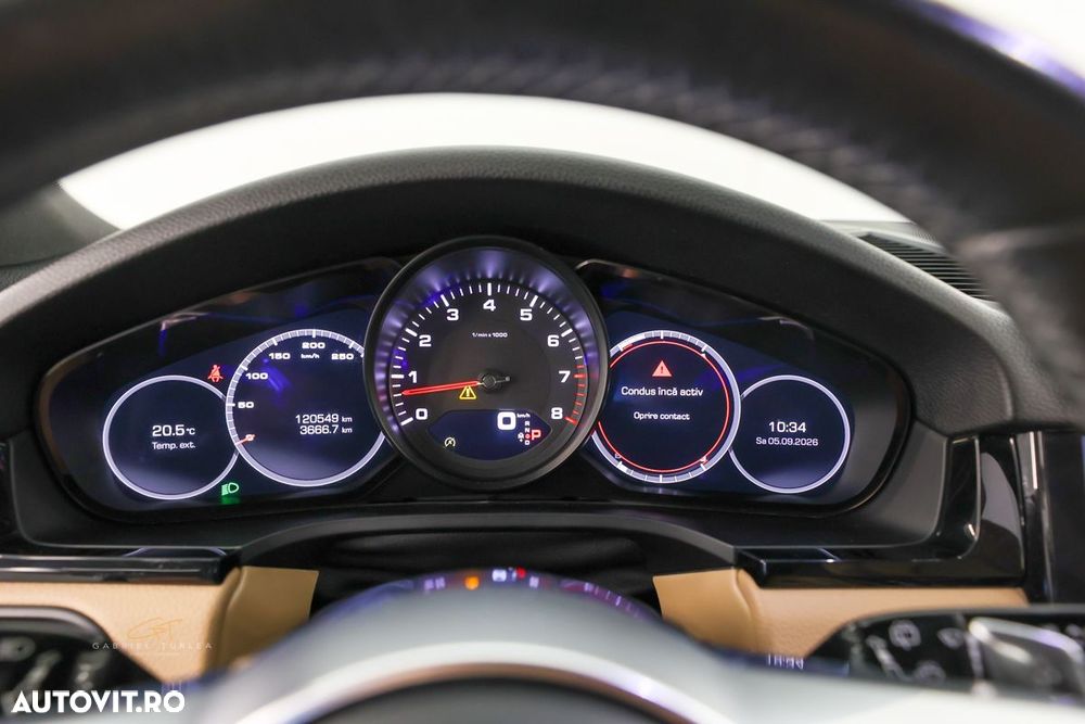Porsche Cayenne - 19