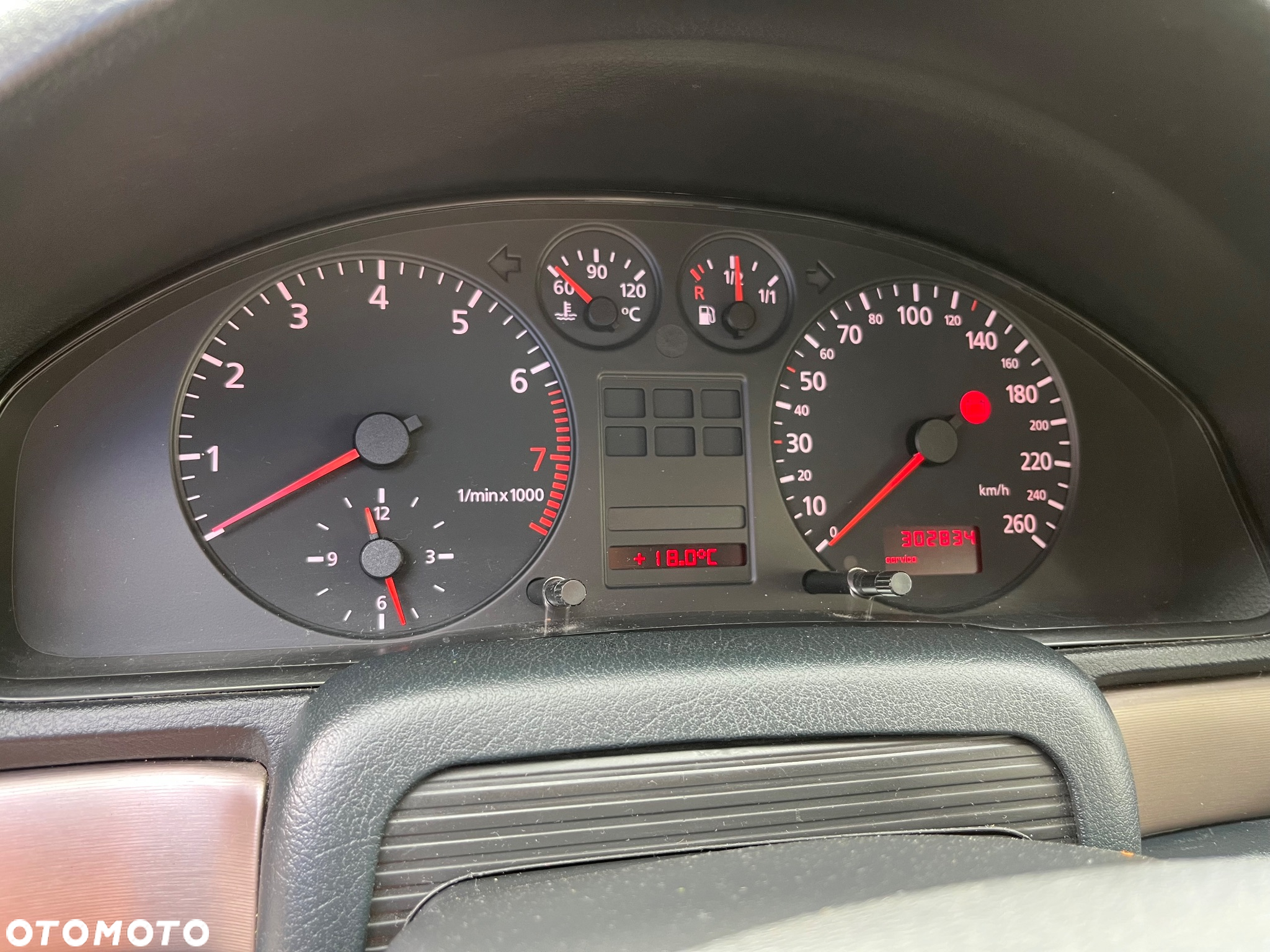 Audi A4 - 8