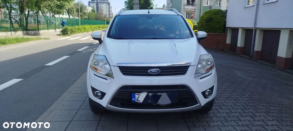 Ford Kuga - 2