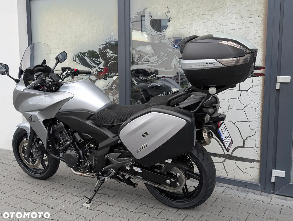 Honda CBF - 8