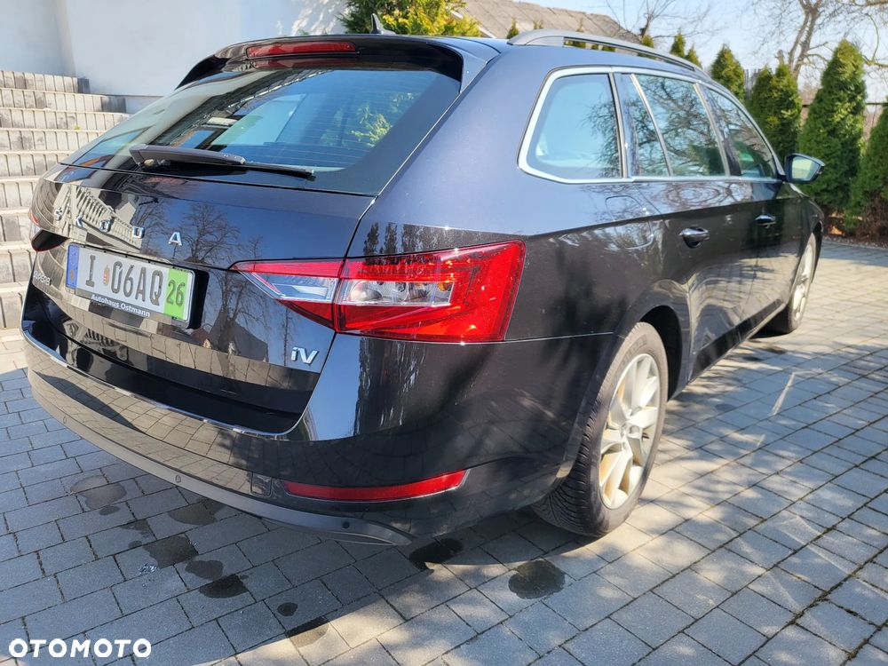 Skoda Superb 1.4 TSI Plug-In Hybrid Sportline DSG - 2