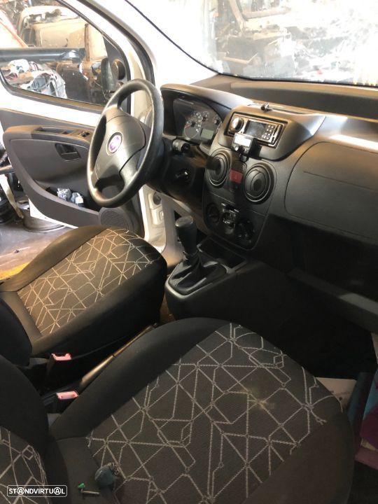 Fiat Fiorino para peças - 4