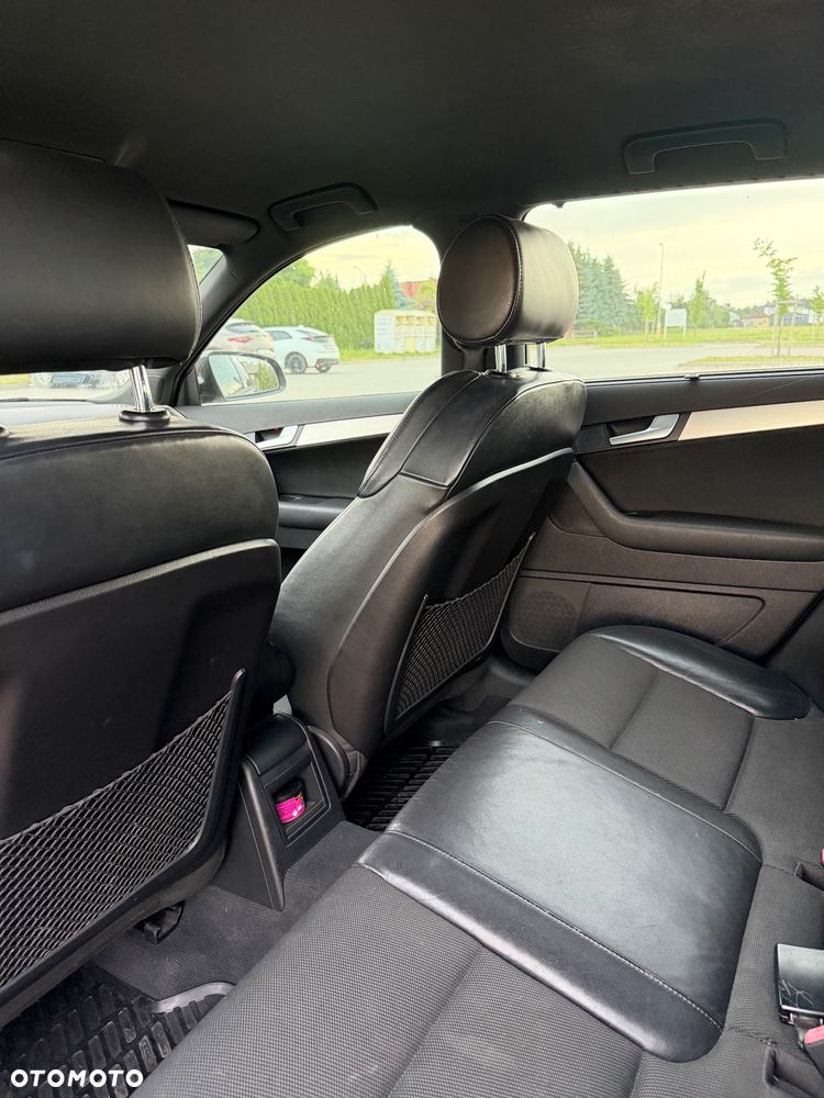 Audi A3 Sportback 2.0 TDI DPF Quattro Ambiente - 31