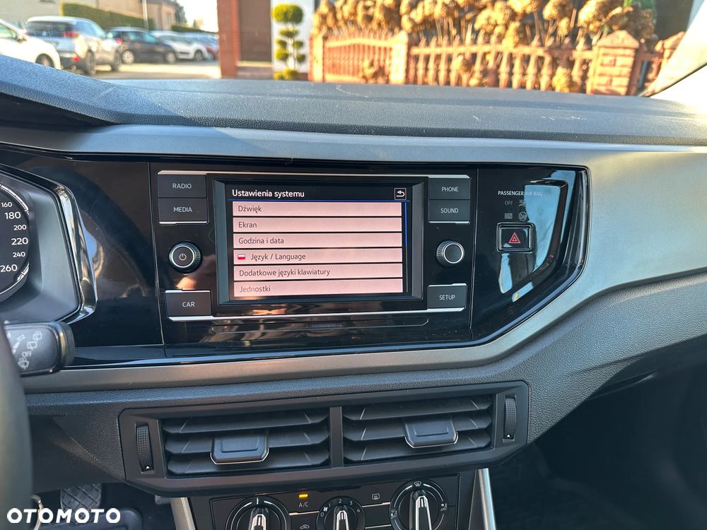 Volkswagen Polo - 13